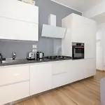 6 Pop House - Calvairate District A 5 Min Da Metro Porta Romana Apartamento Milão